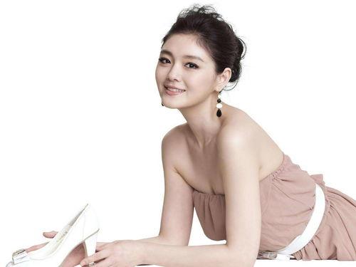 吃大瓜娱乐圈何超仪,娱乐圈“大瓜”背后的真性情女神