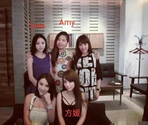 娱乐吃瓜酱龙凤胎,揭秘龙凤胎背后的明星育儿经